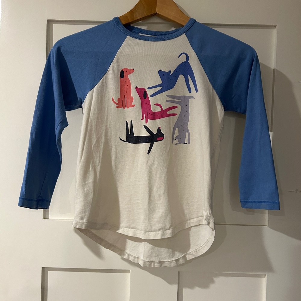 Tea Collection dog yoga t-shirt size 8
